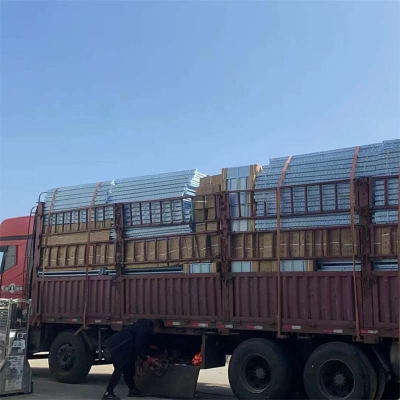 黑龙江双鸭山集贤县到新疆阿勒泰富蕴县物流公司，一站式服务